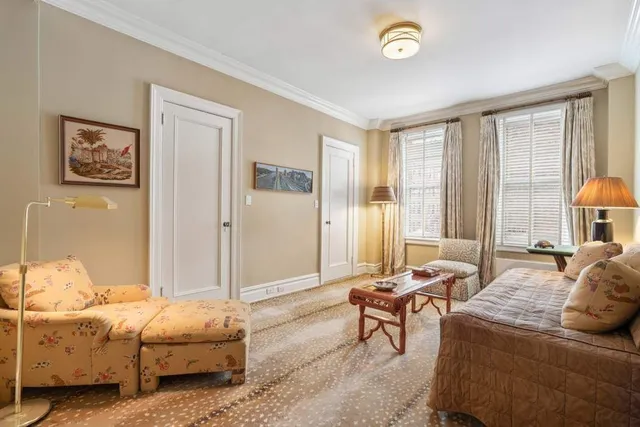 $2,450,000 | 1105 Park Avenue, Unit 6D | Upper East Side