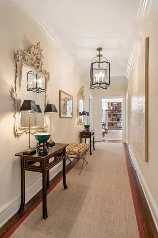 $2,450,000 | 1105 Park Avenue, Unit 6D | Upper East Side