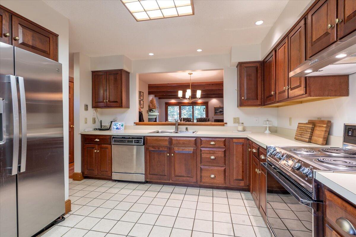 10 Harbor Drive, Unit 10 Lincolnville, ME 04849 - Photo 31 of 71 06-10 Harbor Dr-6