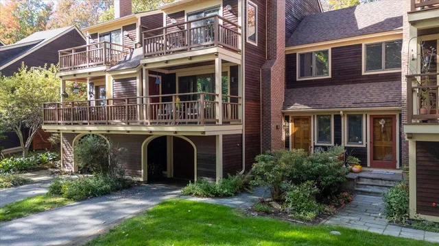 $349,000 | 10 Harbor Drive, Unit 10, Lincolnville, ME 04849