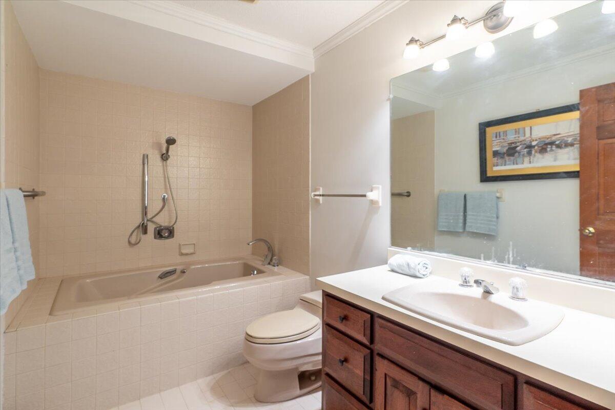 10 Harbor Drive, Unit 10 Lincolnville, ME 04849 - Photo 43 of 71 27-10 Harbor Dr-39