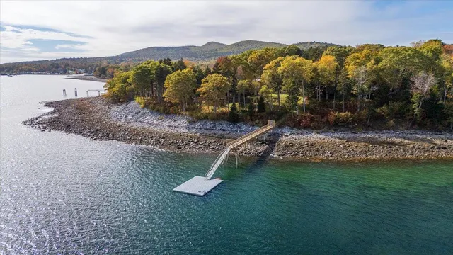 $349,000 | 10 Harbor Drive, Unit 10, Lincolnville, ME 04849