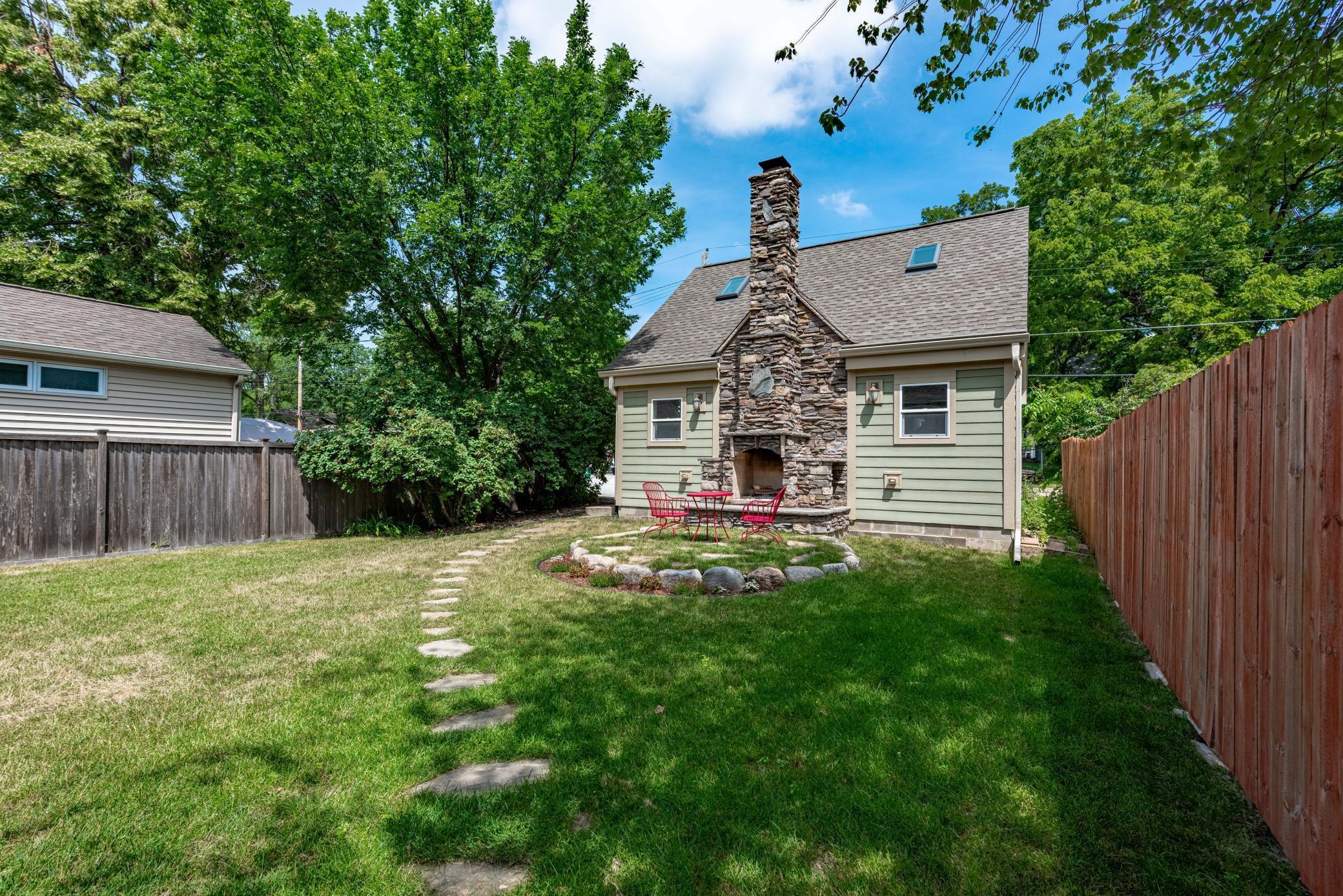 2629 Idaho Avenue South St. Louis Park, MN 55426 - Photo 2 of 21