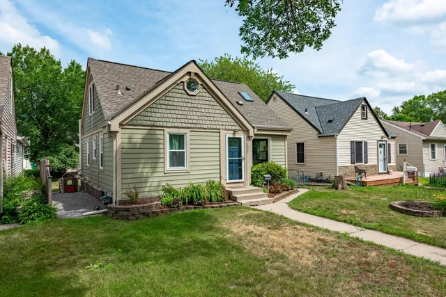 $2,545 | 2629 Idaho Avenue South, St. Louis Park, MN 55426