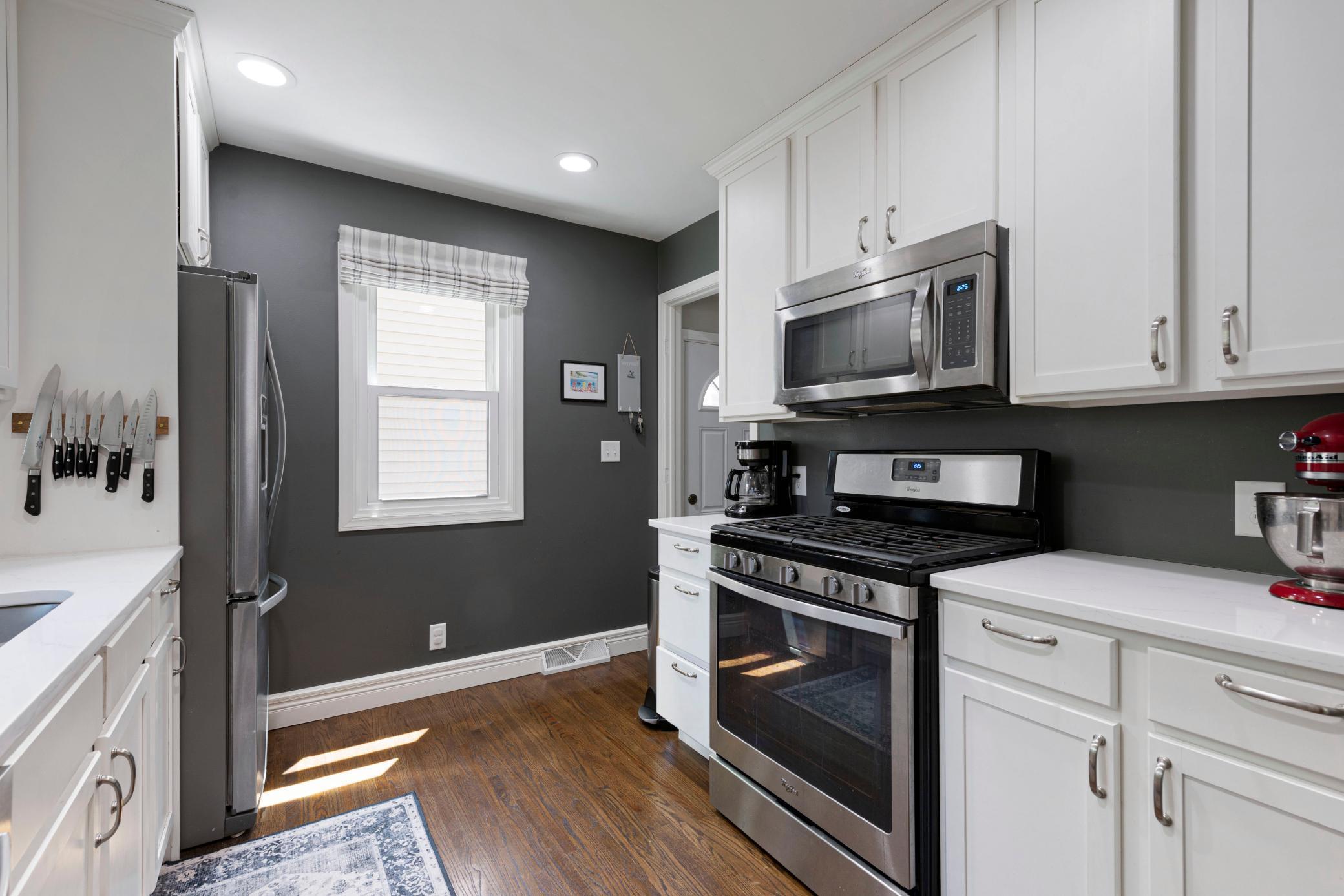 2629 Idaho Avenue South St. Louis Park, MN 55426 - Photo 3 of 21