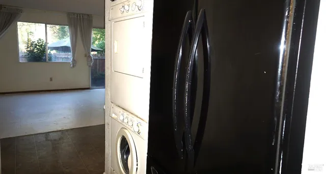 a view of washer and dryer