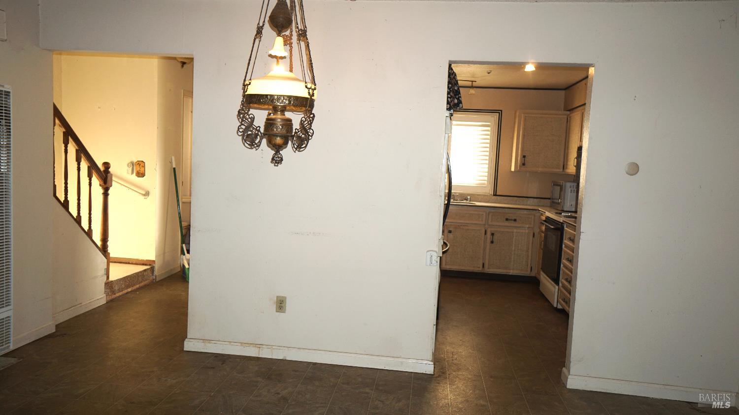 522 Santa Alicia Drive Rohnert Park, CA 94928 - Photo 9 of 24 a view of a hallway to a livingroom and a hallway