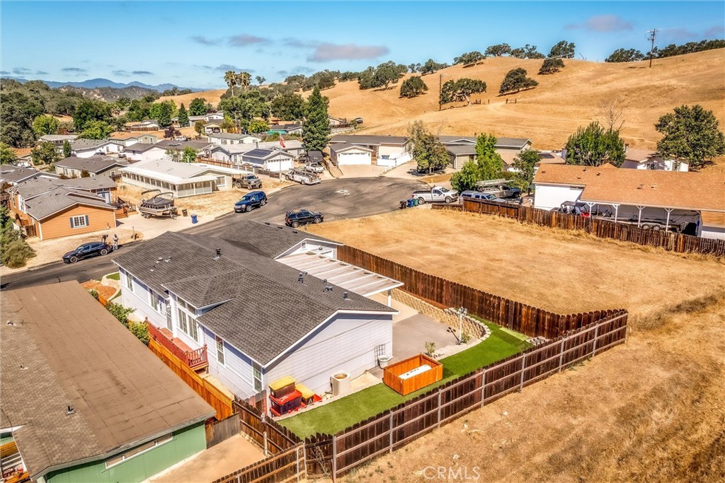 4142 Welsh Way Paso Robles, CA 93446 - Photo 25 of 32