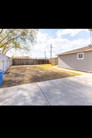 $305,999 | 609 West College Avenue, Coalinga, CA 93210