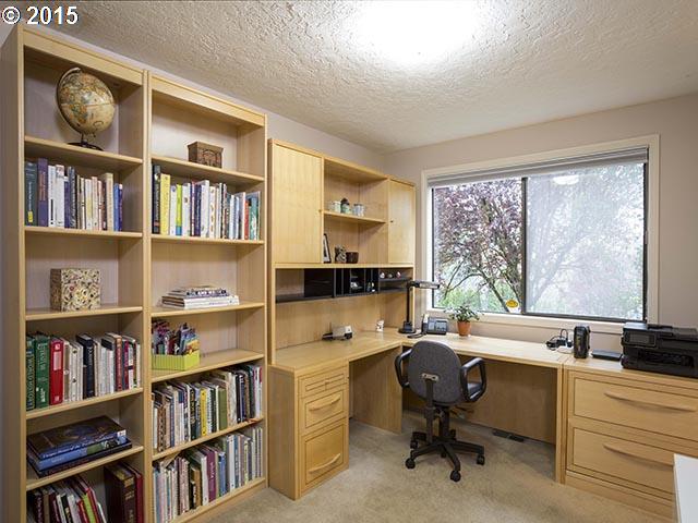 2850 Southwest Raleighview Drive Portland, OR 97225 - Photo 15 of 16 Bedroom