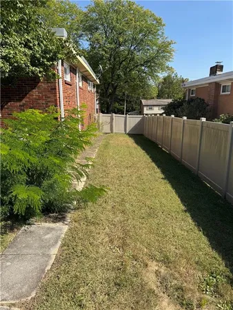 $305,000 | 1230 Northwestern Drive, Monroeville, PA 15146