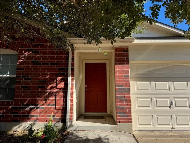 $209,900 | 18420 Wind Tree Lane, Elgin, TX 78621