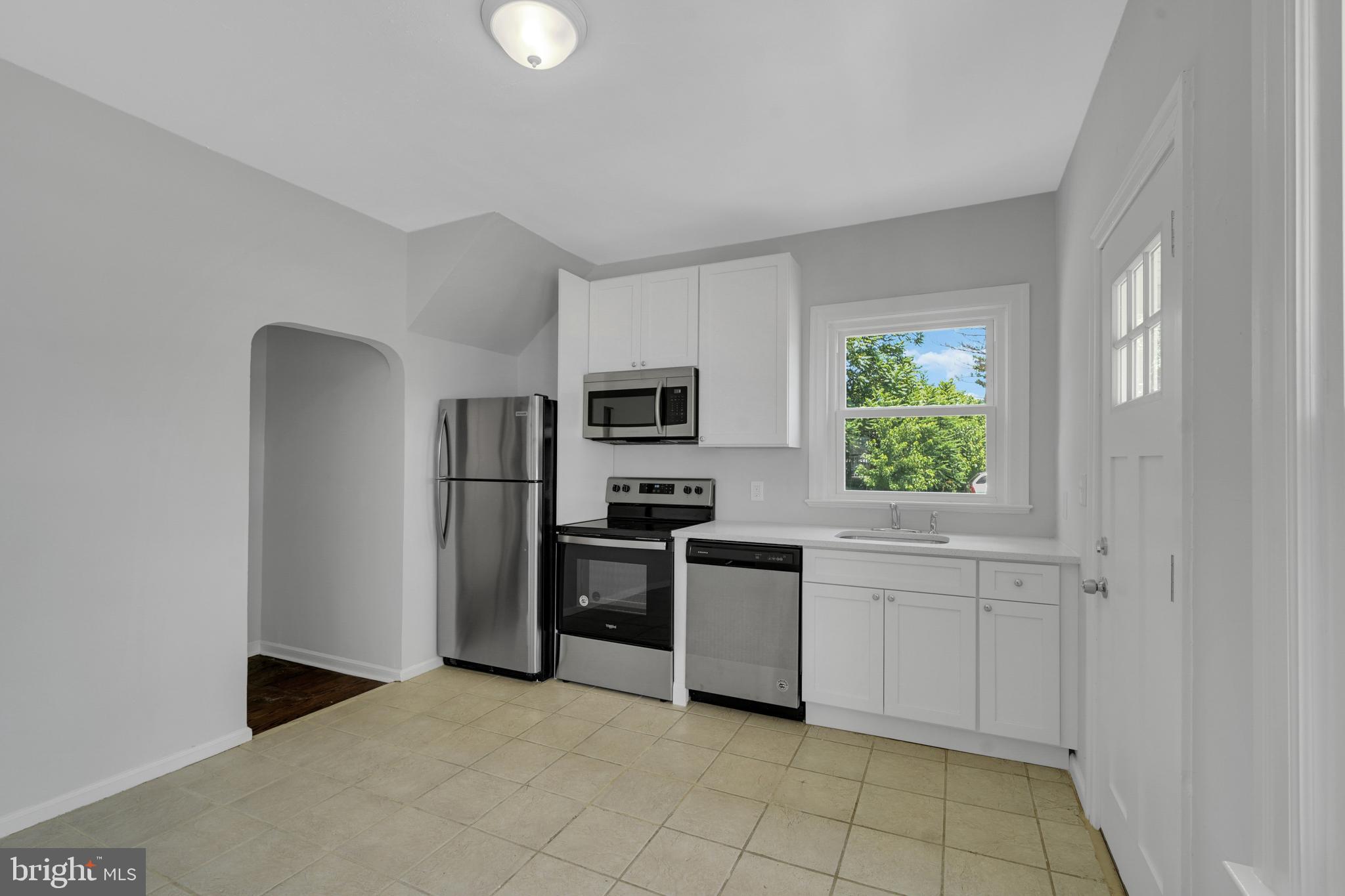121 East Browning Road Bellmawr, NJ 08031 - Photo 3 of 45
