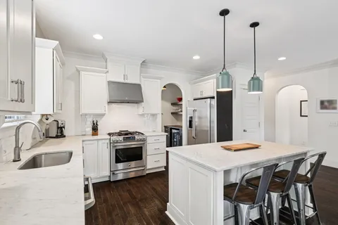 $1,395,000 | 2809 Vaulx Lane, Nashville, TN 37204