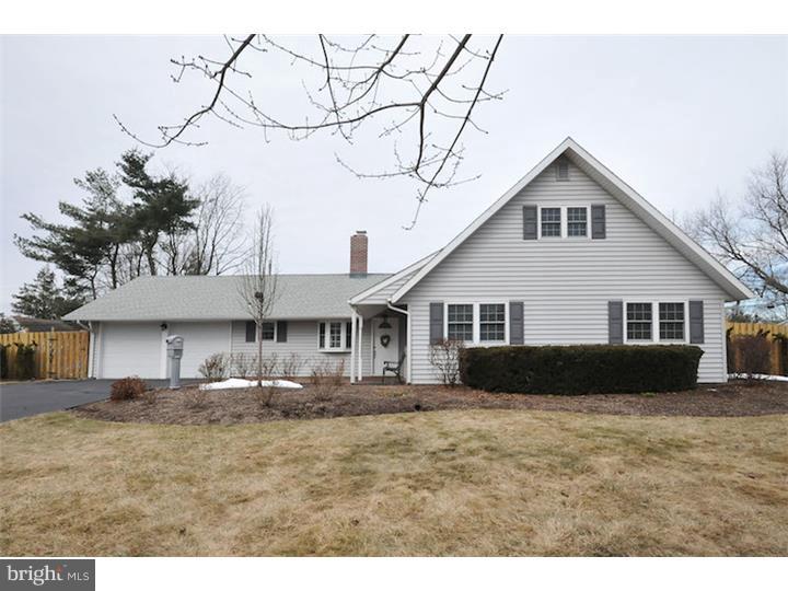 29 Fallenrock Road Levittown, PA 19056 - Photo 1 of 24