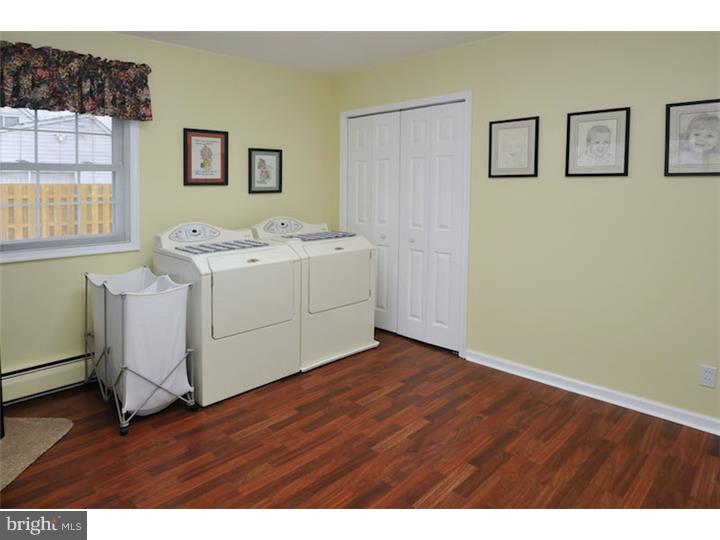 29 Fallenrock Road Levittown, PA 19056 - Photo 17 of 24