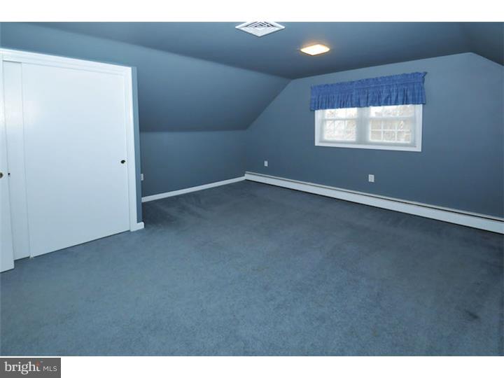 29 Fallenrock Road Levittown, PA 19056 - Photo 19 of 24