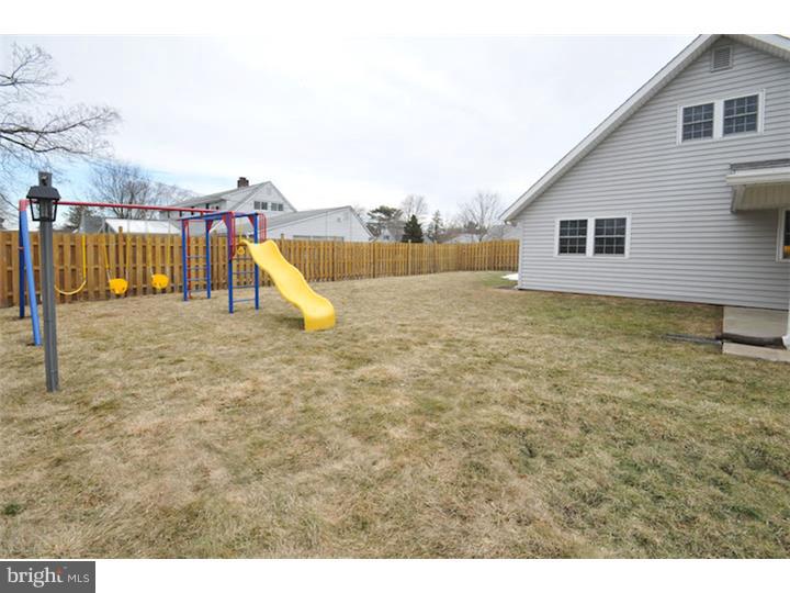 29 Fallenrock Road Levittown, PA 19056 - Photo 24 of 24