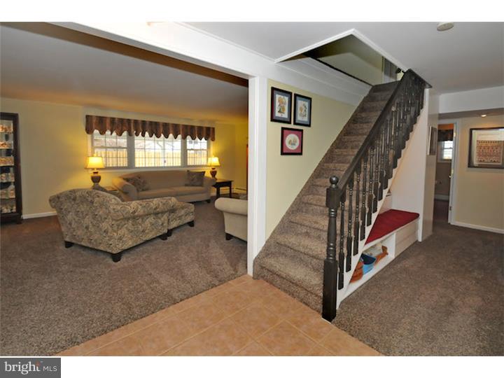29 Fallenrock Road Levittown, PA 19056 - Photo 7 of 24