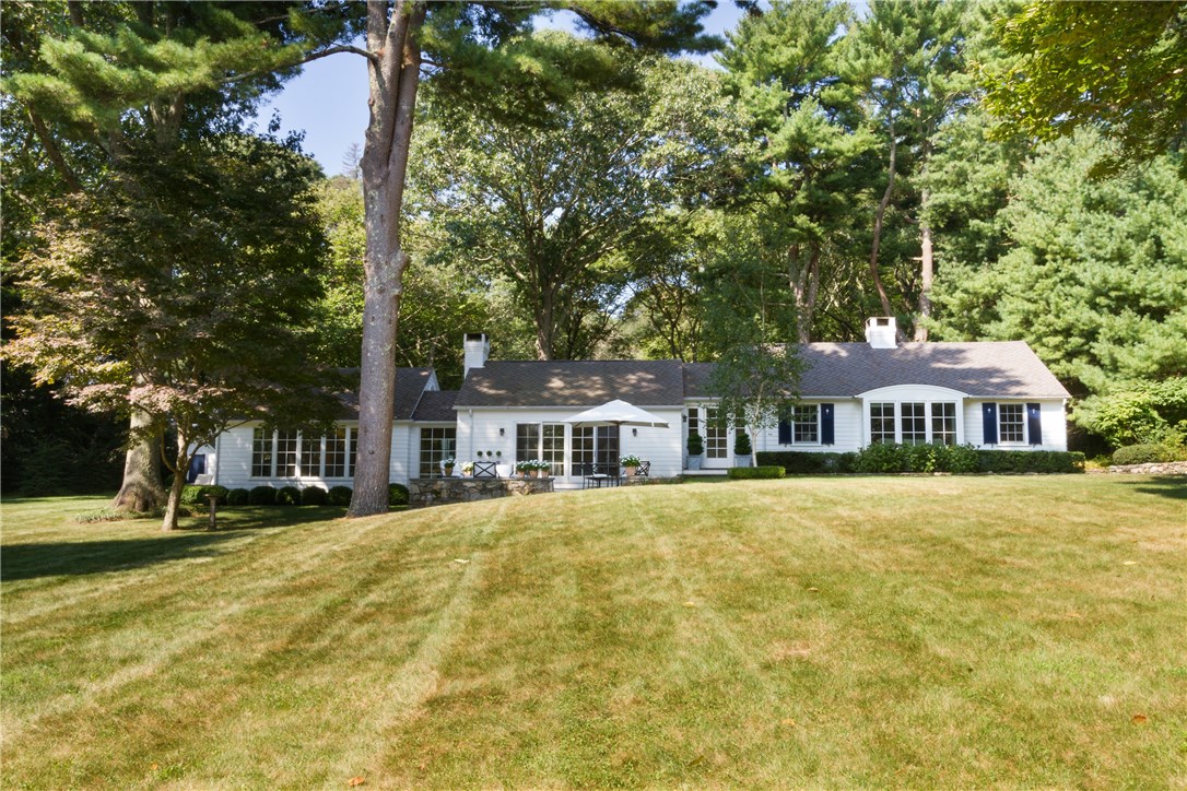 180 Willett Road Narragansett, RI 02874 - Photo 2 of 40 Front Exterior