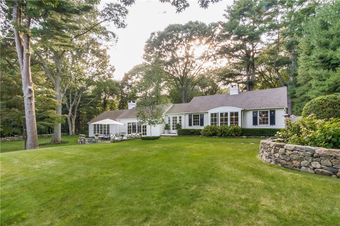 180 Willett Road Narragansett, RI 02874 - Photo 3 of 40 Front Exterior