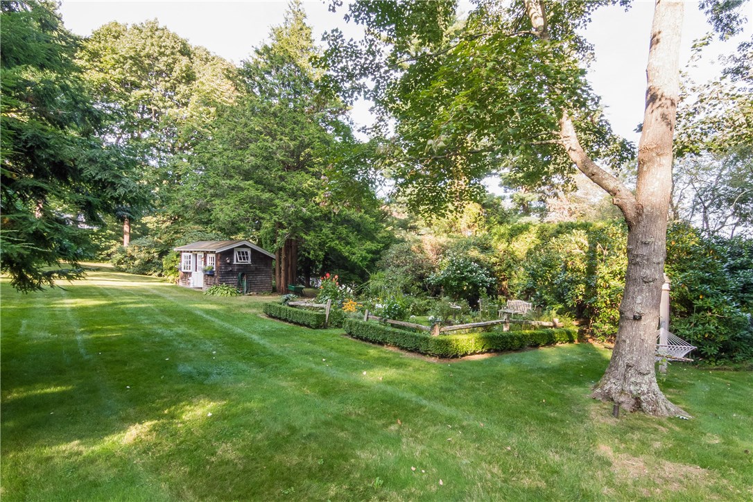 180 Willett Road Narragansett, RI 02874 - Photo 34 of 40 Grounds