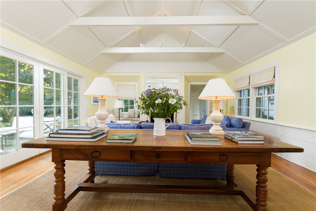 180 Willett Road Narragansett, RI 02874 - Photo 10 of 40 Great Room with Cathedral Ceiling