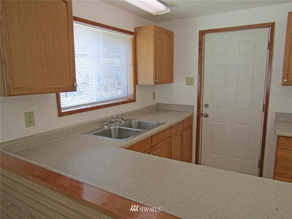 201 Tilton View Road Morton, WA 98356 - Photo 3 of 25 Gallery Image 3
