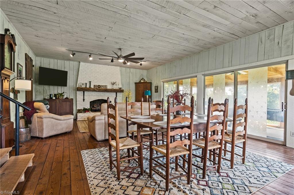 327 Tobacco Road Madison, NC 27025 - Photo 13 of 50 Dining area