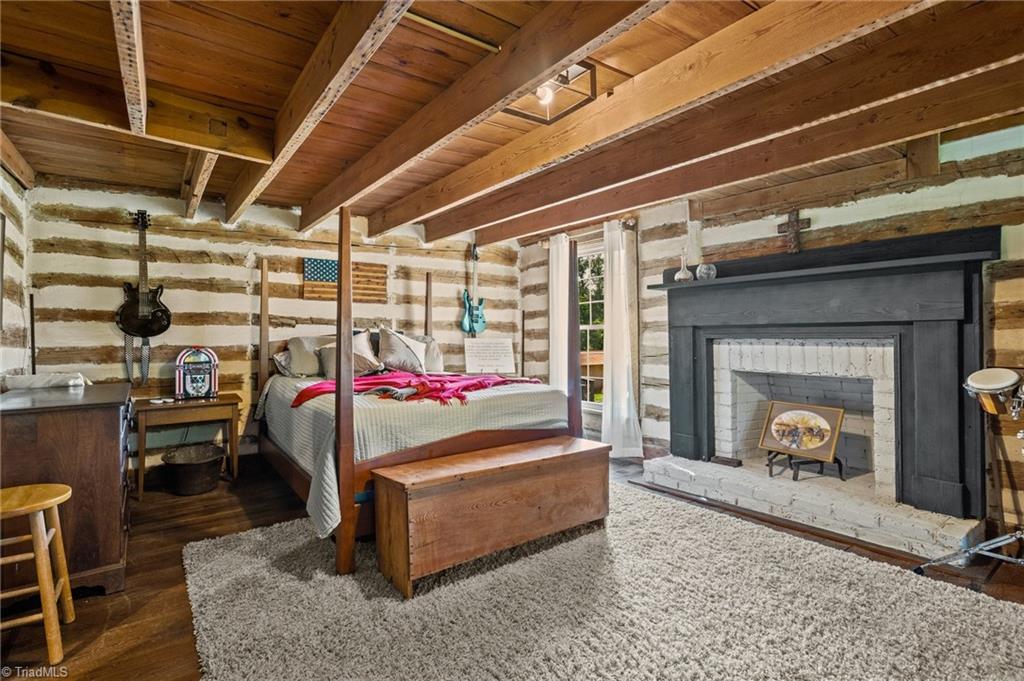 327 Tobacco Road Madison, NC 27025 - Photo 23 of 50 2nd bedroom downstairs