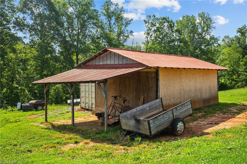 327 Tobacco Road Madison, NC 27025 - Photo 47 of 50 Workshop