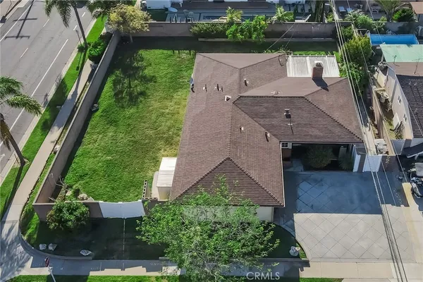 $1,699,000 | 601 Southshore Drive, Seal Beach, CA 90740