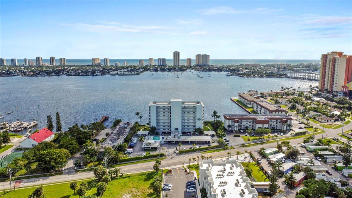 3040 Lake Shore Drive, Unit 101 Riviera Beach, FL 33404 - Photo 49 of 55 41-DJI_0838