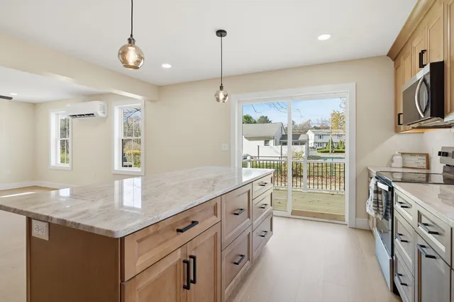 $464,900 | 2 Lakemont Street, Southwick, MA 01077