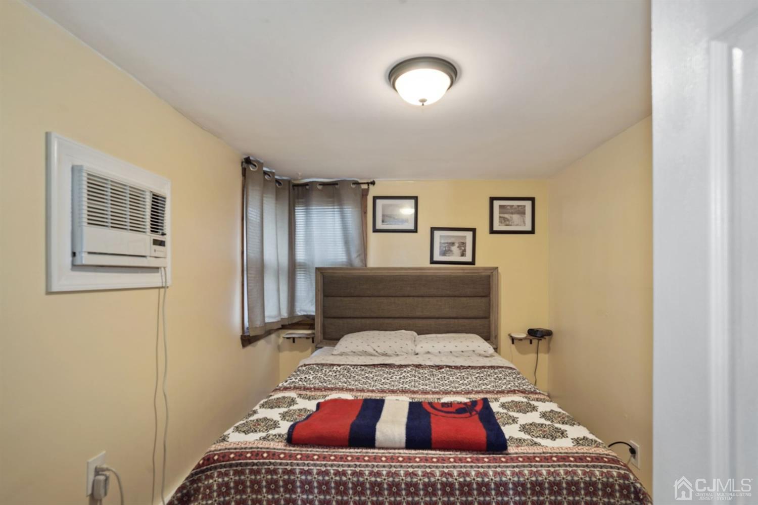 254 Raritan Boulevard Old Bridge, NJ 07735 - Photo 7 of 27 Gallery Image 7