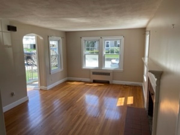 4 Deering Drive Worcester, MA 01602 - Photo 8 of 24