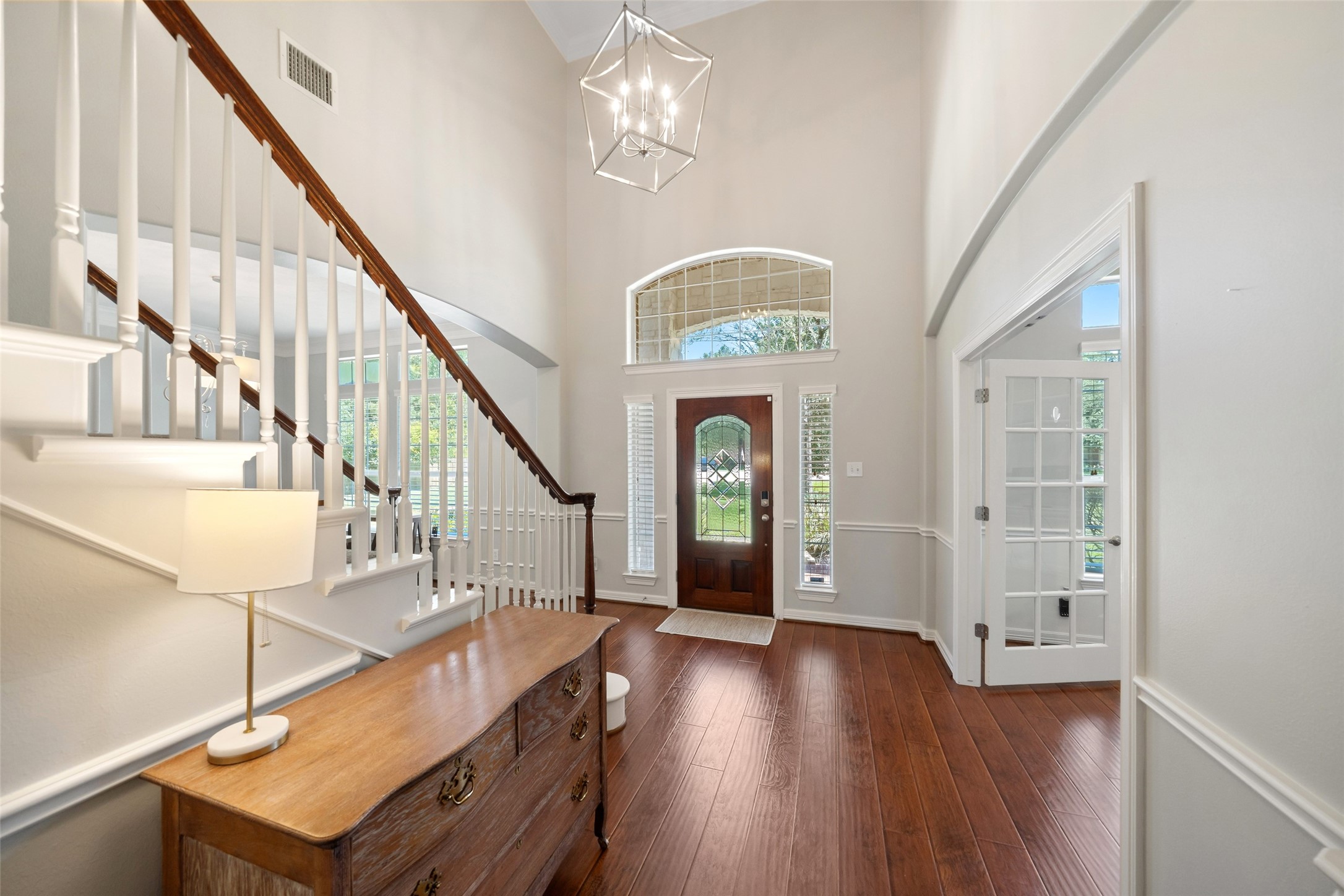 2302 Legends Shore Drive Spring, TX 77386 - Photo 6 of 48 Grand foyer with soaring ceilings and an inviting first impression.