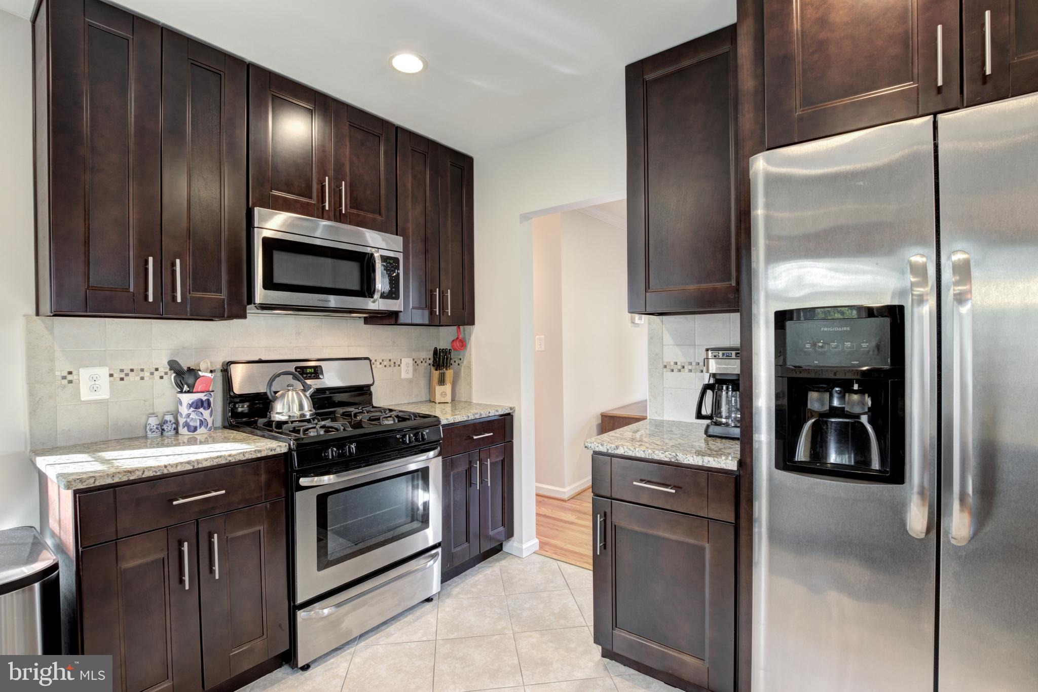7316 Gary Street Springfield, VA 22150 - Photo 12 of 41 Gallery Image 12