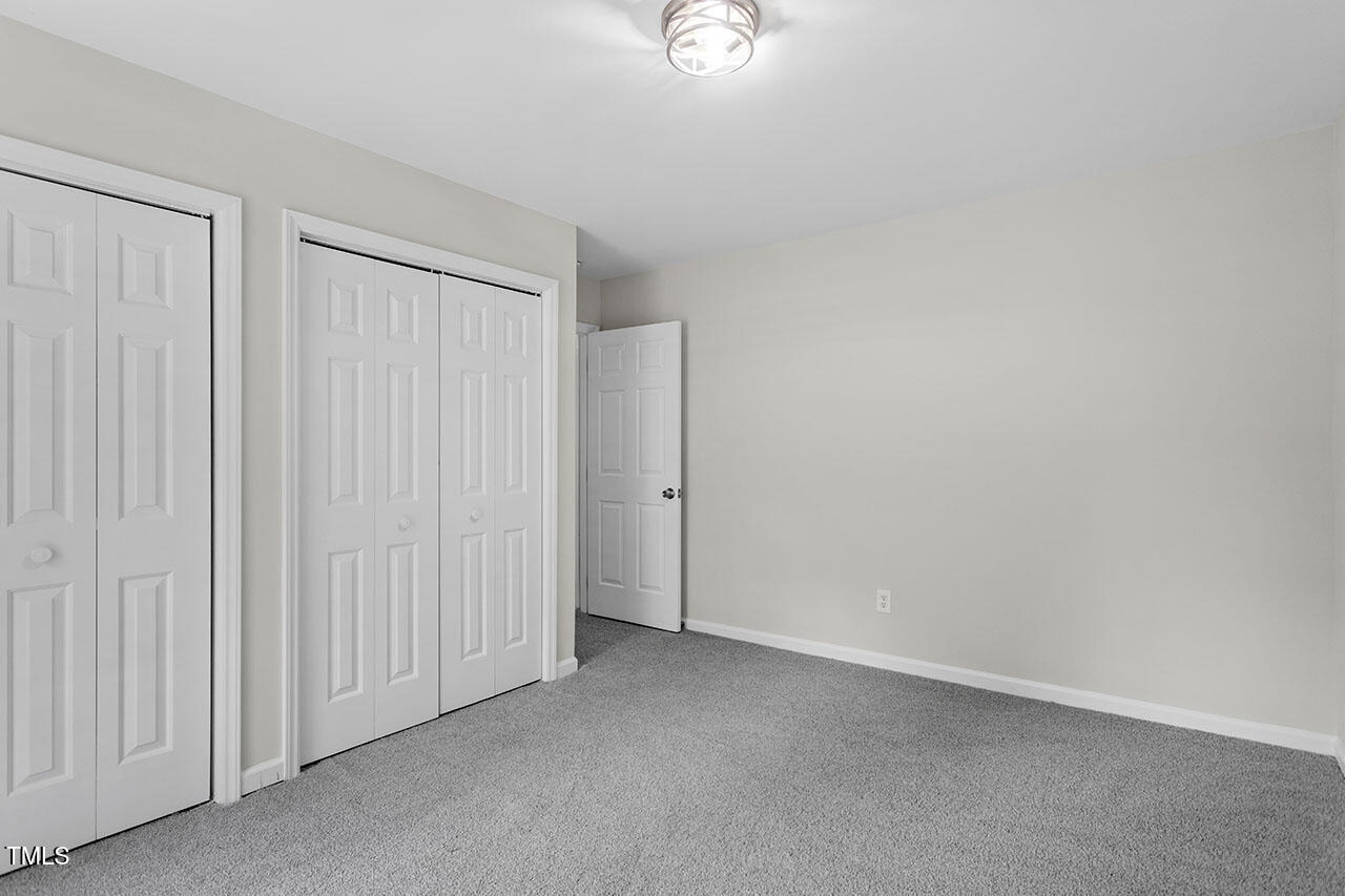 1208 Oakside Court Raleigh, NC 27609 - Photo 19 of 32 1208 Oakside Ct_24
