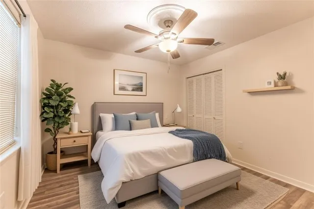 $250,000 | 332 Westmeade Drive, Gretna, LA 70056