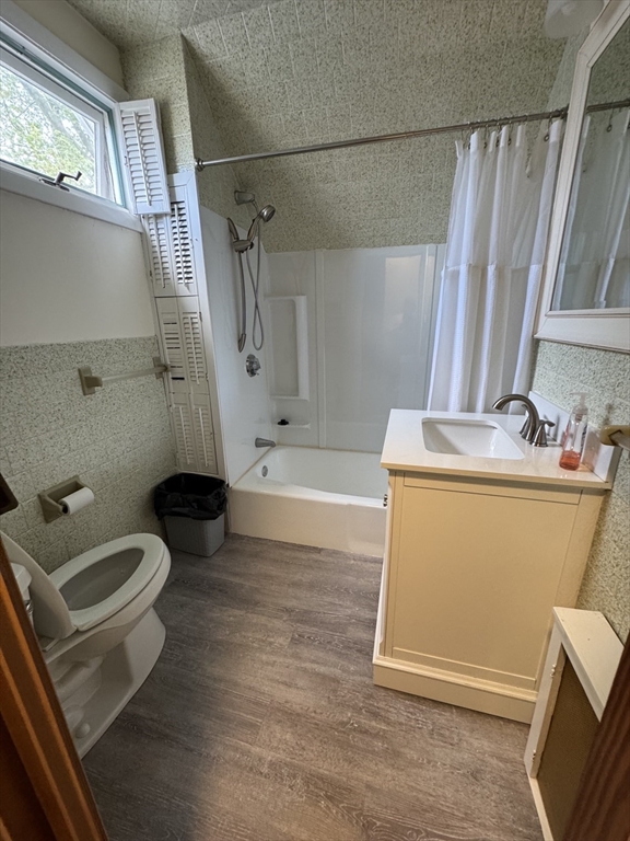 2 Rosedale Avenue Everett, MA 02149 - Photo 7 of 34
