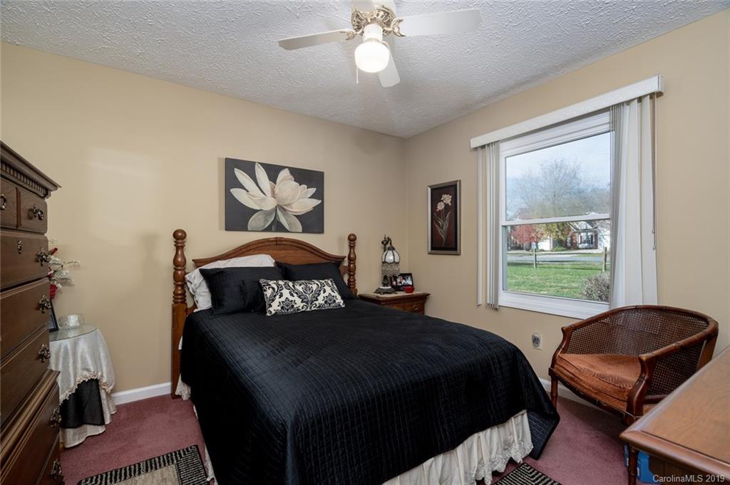 9632 Gilead Road Huntersville, NC 28078 - Photo 15 of 25 Gallery Image 15