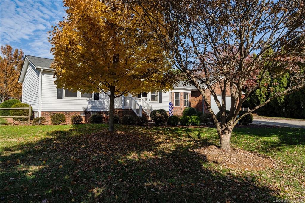 9632 Gilead Road Huntersville, NC 28078 - Photo 4 of 25 Gallery Image 4