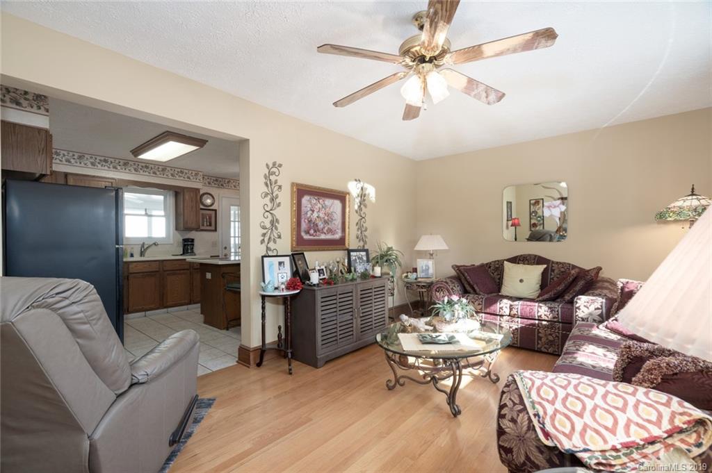 9632 Gilead Road Huntersville, NC 28078 - Photo 5 of 25 Gallery Image 5