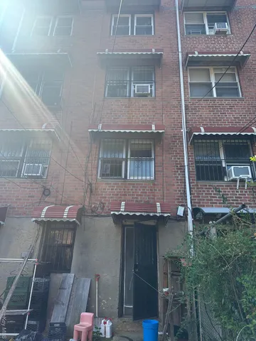 $1,698,000 | 153-51 Horace Harding Expressway | Queensboro Hill