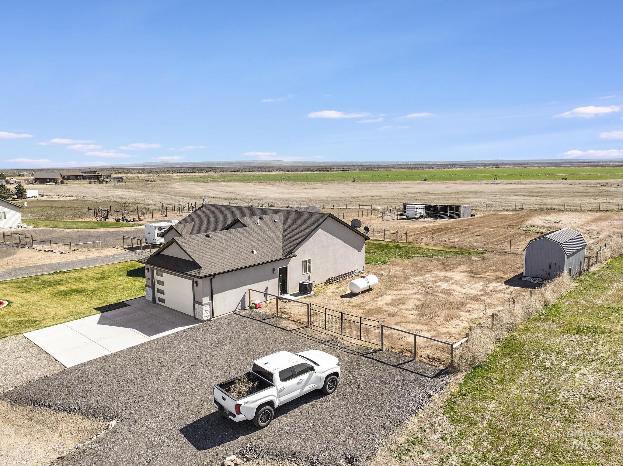 253 Mariposa Circle Shoshone, ID 83352 - Photo 35 of 47