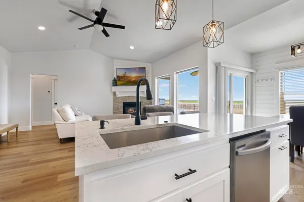 $449,990 | 253 Mariposa Circle, Shoshone, ID 83352