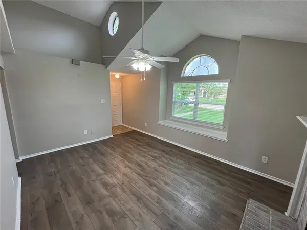 $1,700 | 1636 Vail Meadow Lane, Dallas, TX 75253