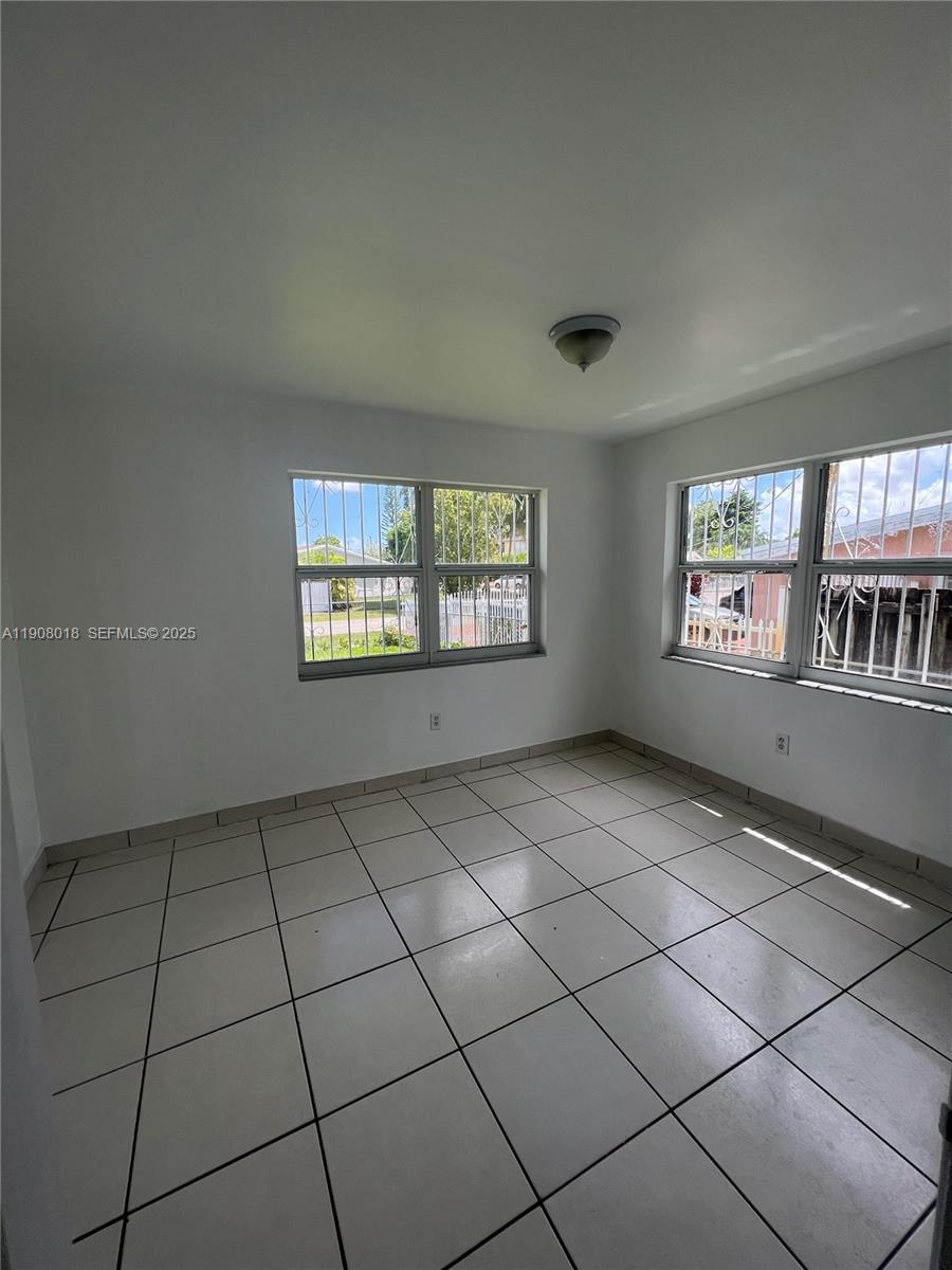 1600 Southwest 71st Court Miami, FL 33155 - Photo 11 of 15