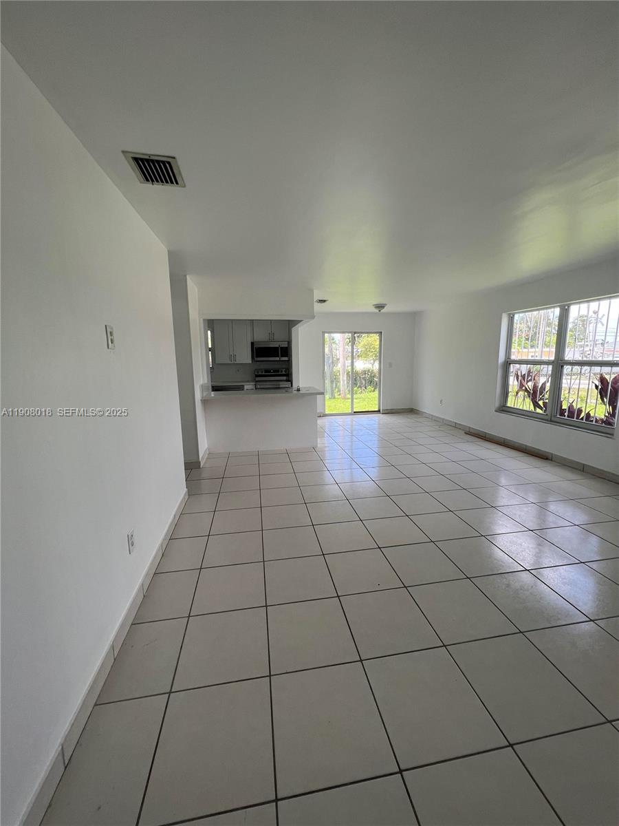 1600 Southwest 71st Court Miami, FL 33155 - Photo 7 of 15